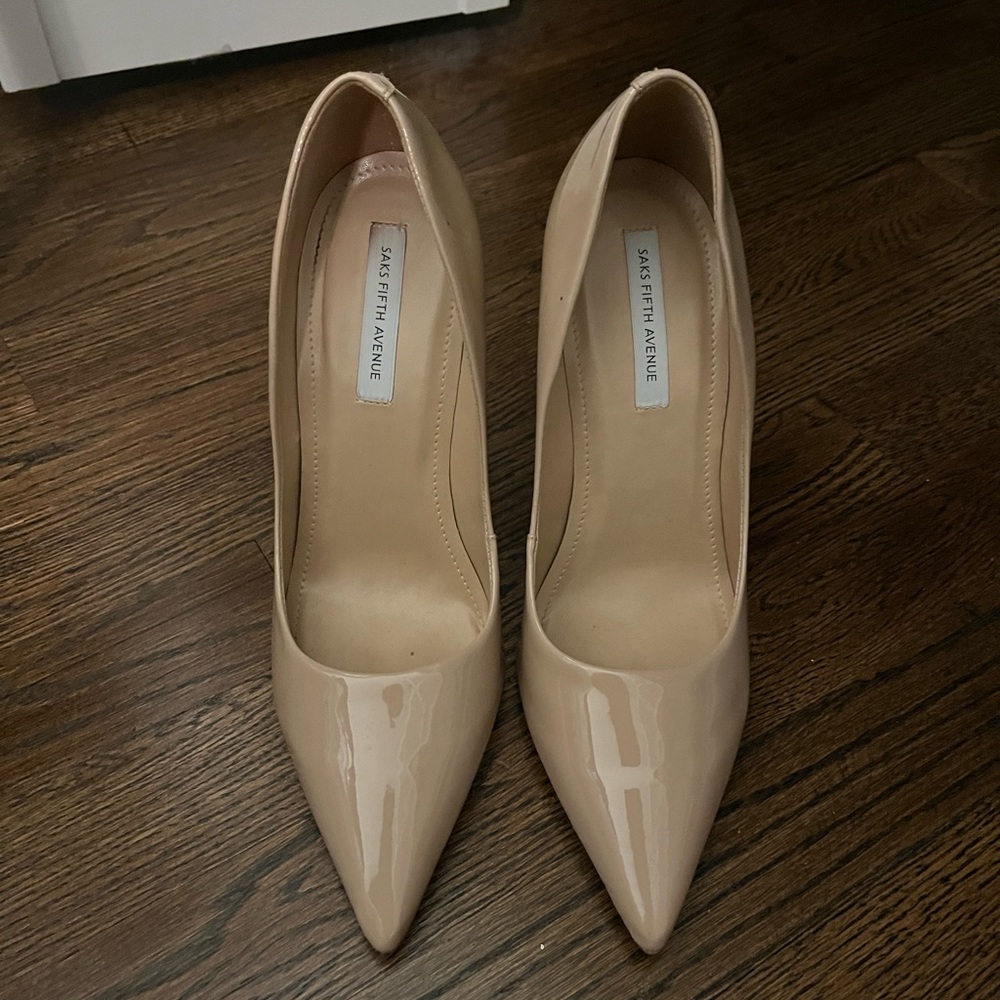 Saks fifth ave nude pumps